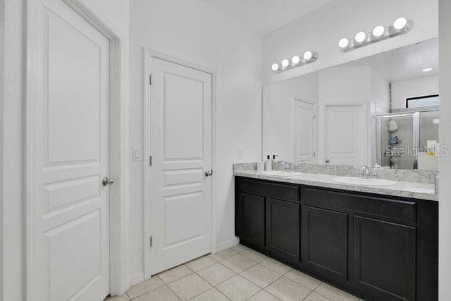 Single Family Residence at 9248 CHANDLER DR, GROVELAND, photo 13 of 34
