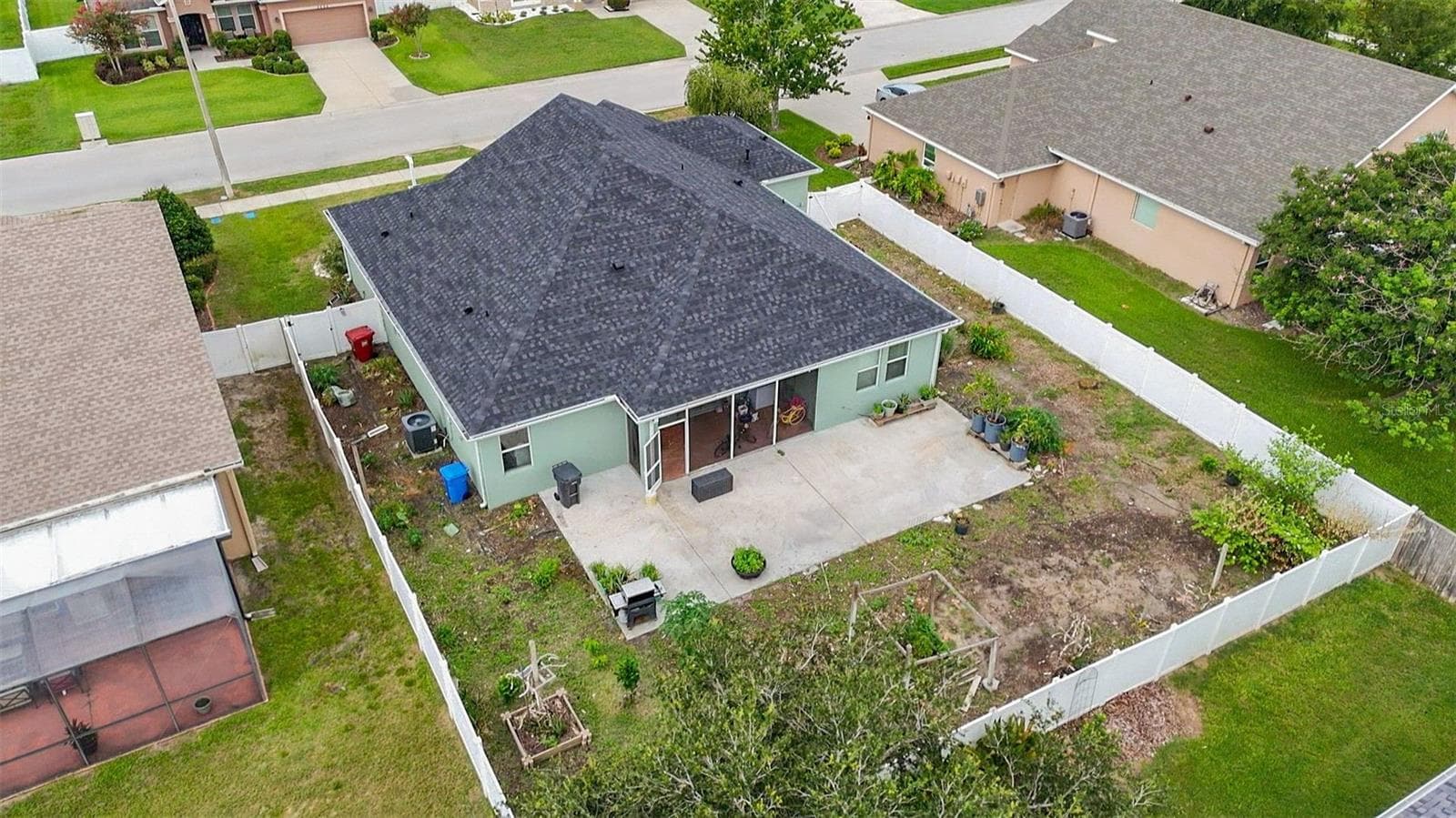Single Family Residence at 2206 VIA CORTONA ST, PLANT CITY, photo 6 of 36