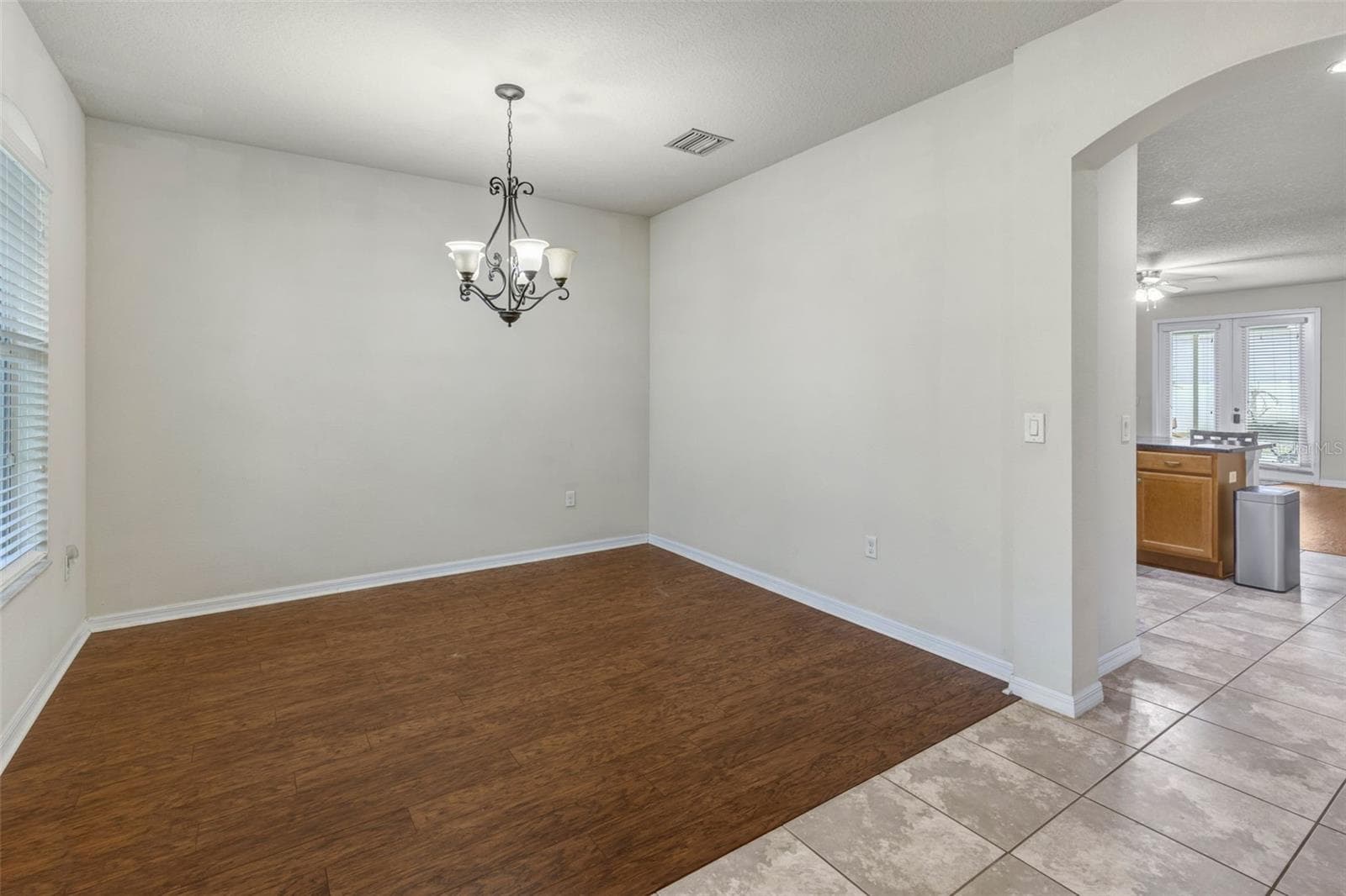 Single Family Residence at 2206 VIA CORTONA ST, PLANT CITY, photo 8 of 36