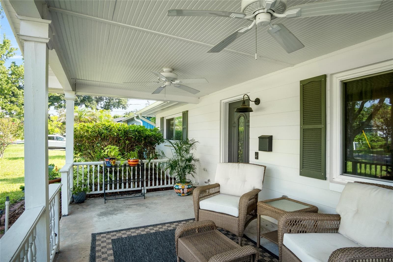 The fans will help cool you off during the summer months. - 501 MERIDALE AVE, ORLANDO