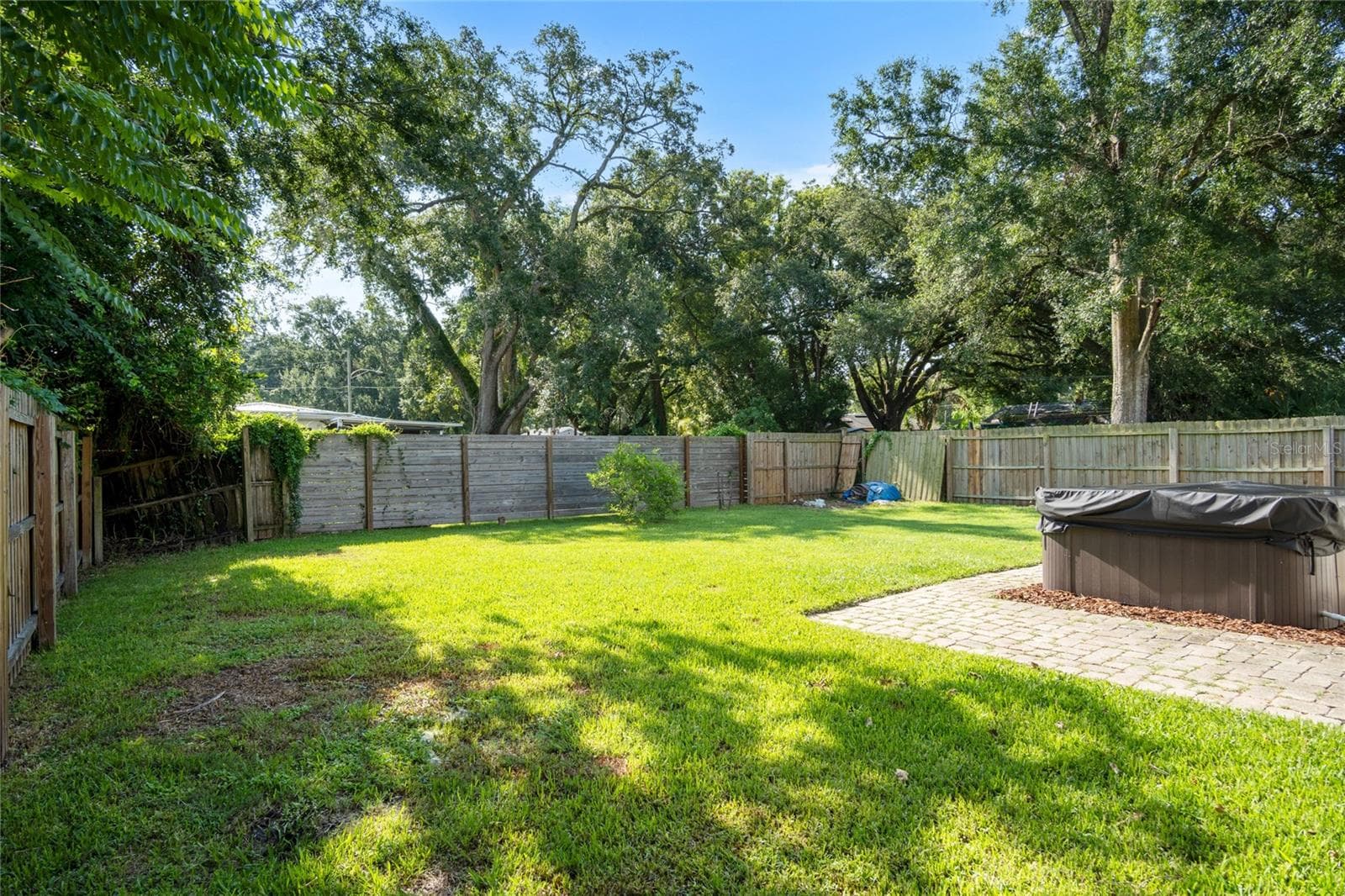 Plenty of room in the back yard. - 501 MERIDALE AVE, ORLANDO