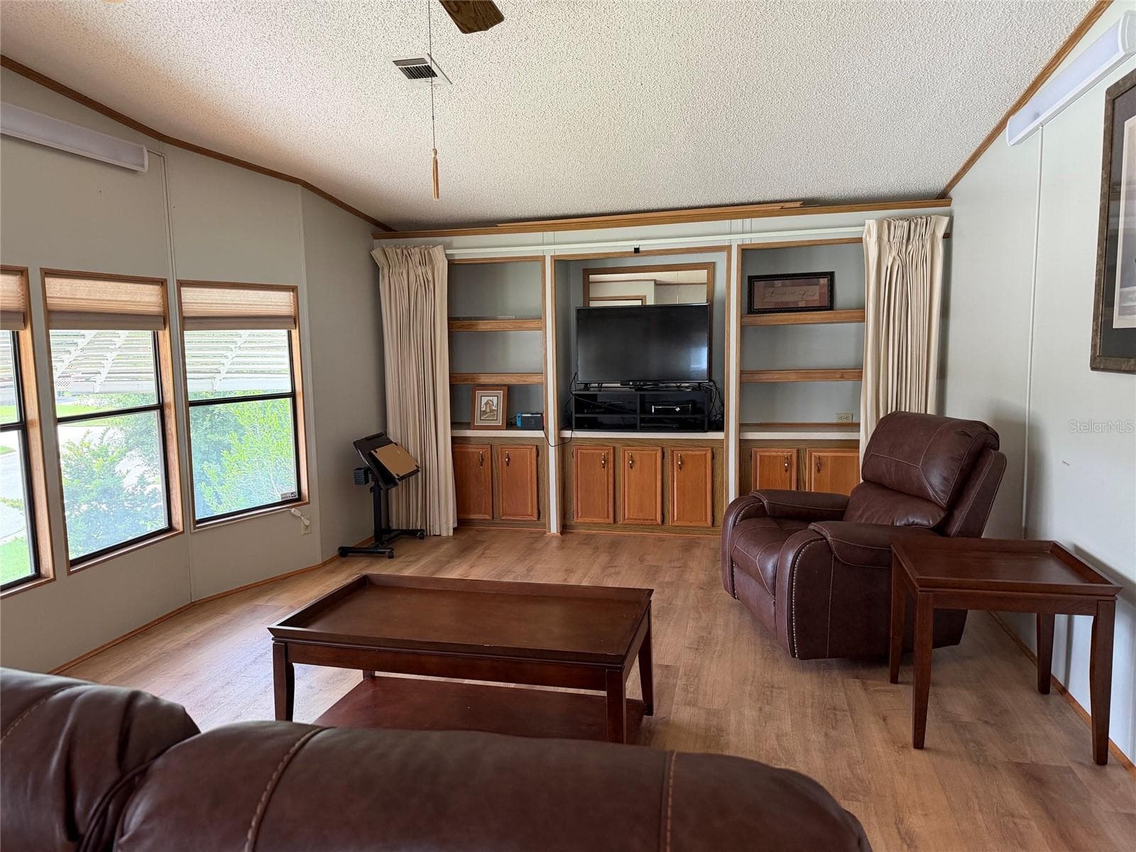 LIVING ROOM - 2532 AMYRIS CT #601, ZELLWOOD