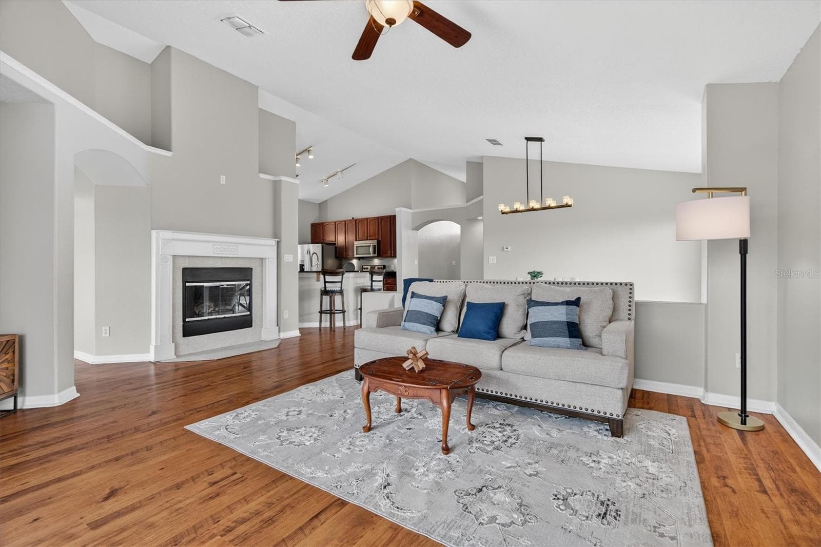 Single Family Residence at 19500 GLEN ELM WAY, ORLANDO, photo 5 of 24