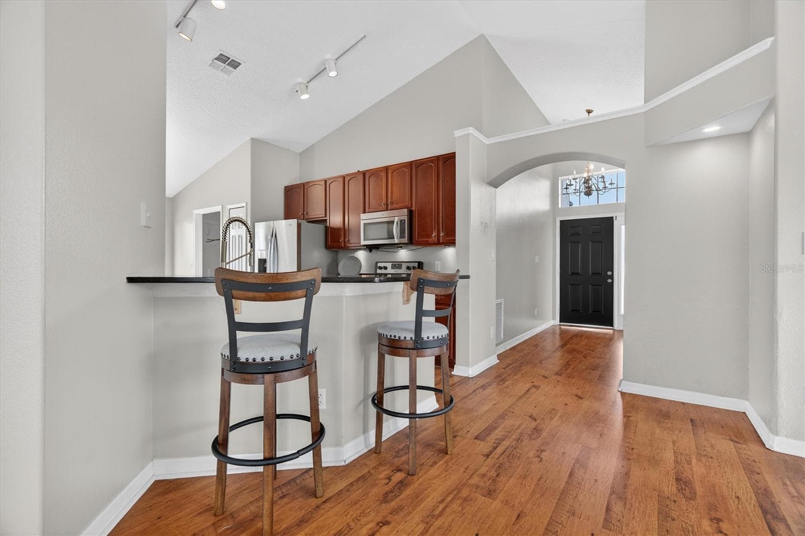 Single Family Residence at 19500 GLEN ELM WAY, ORLANDO, photo 10 of 24