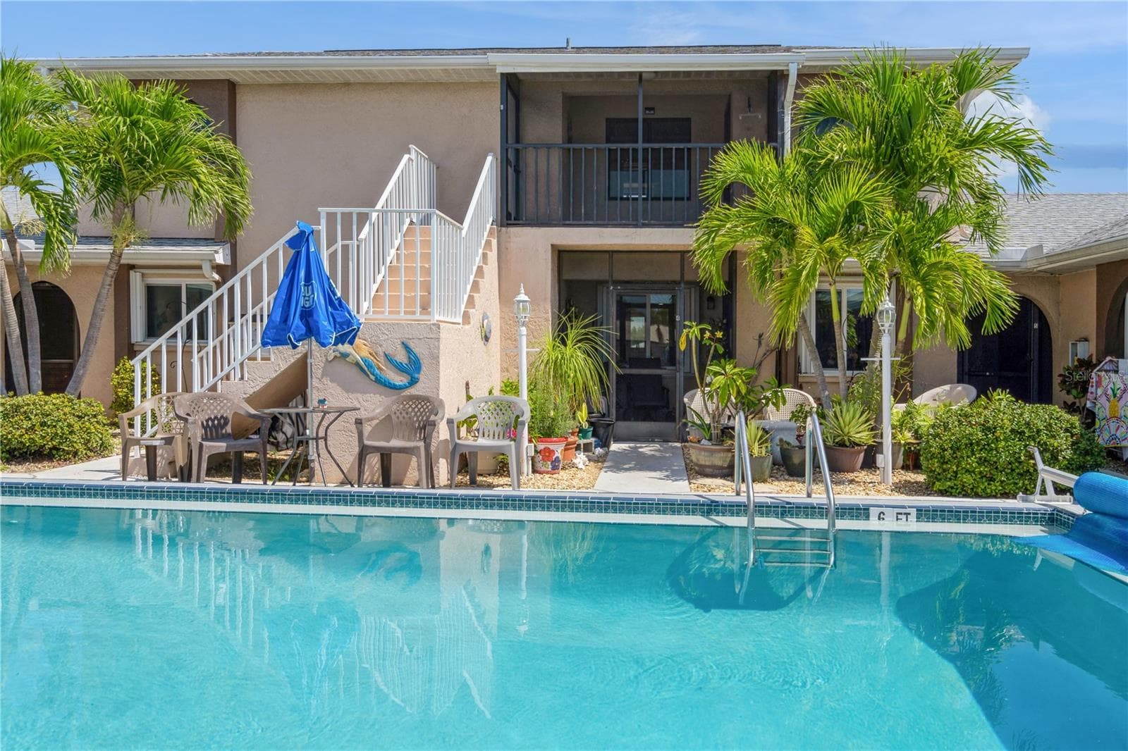 527 CAPE CORAL PKWY W #4