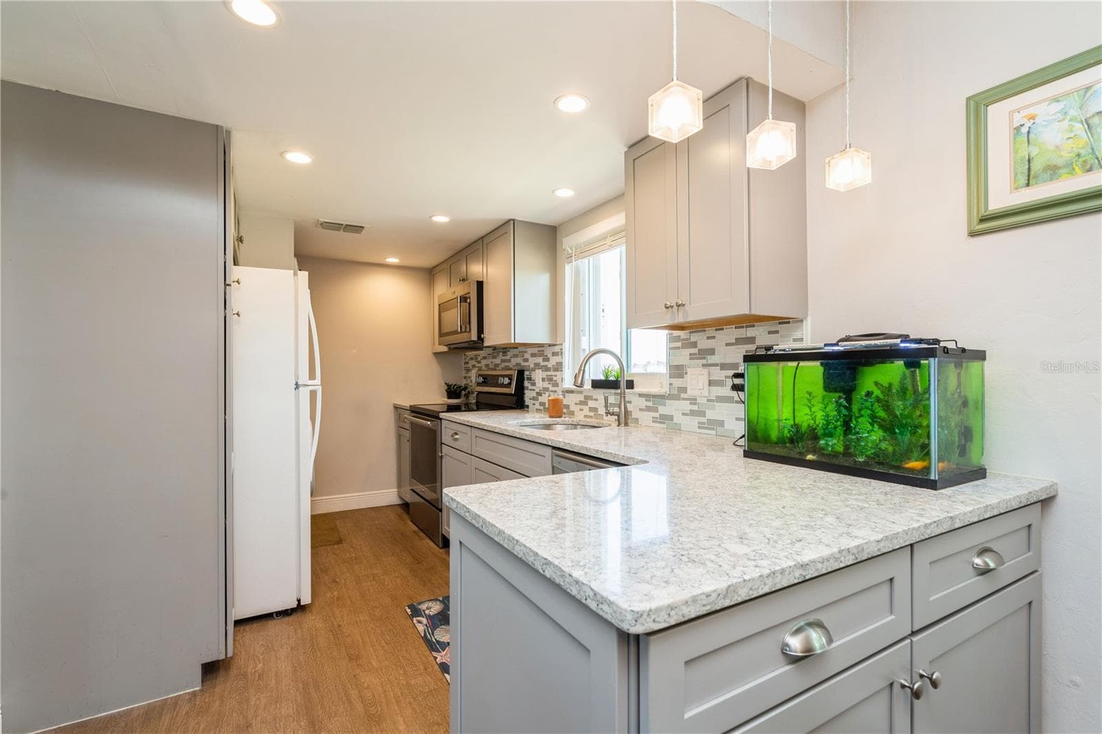 Condominium at 527 CAPE CORAL PKWY W #4, CAPE CORAL, photo 6 of 22