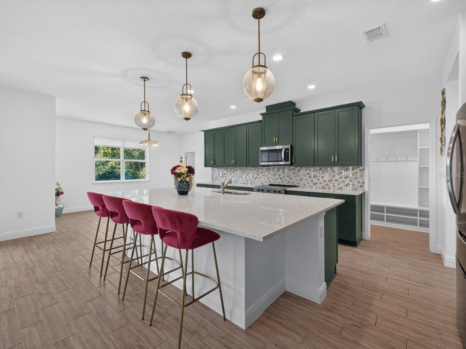 Single Family Residence at 603 AVILA PL, HOWEY IN THE HILLS, photo 14 of 51