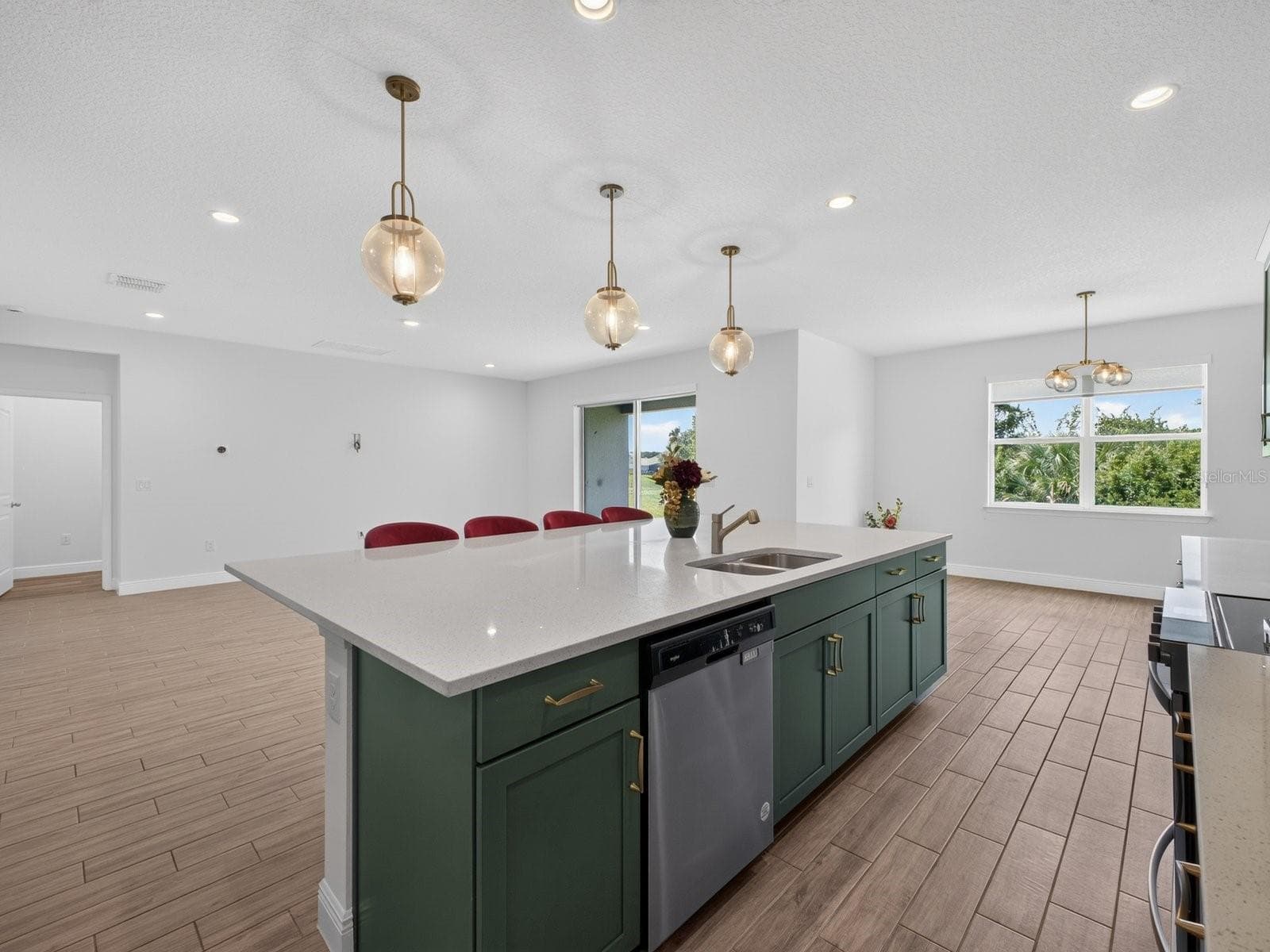 Single Family Residence at 603 AVILA PL, HOWEY IN THE HILLS, photo 15 of 51