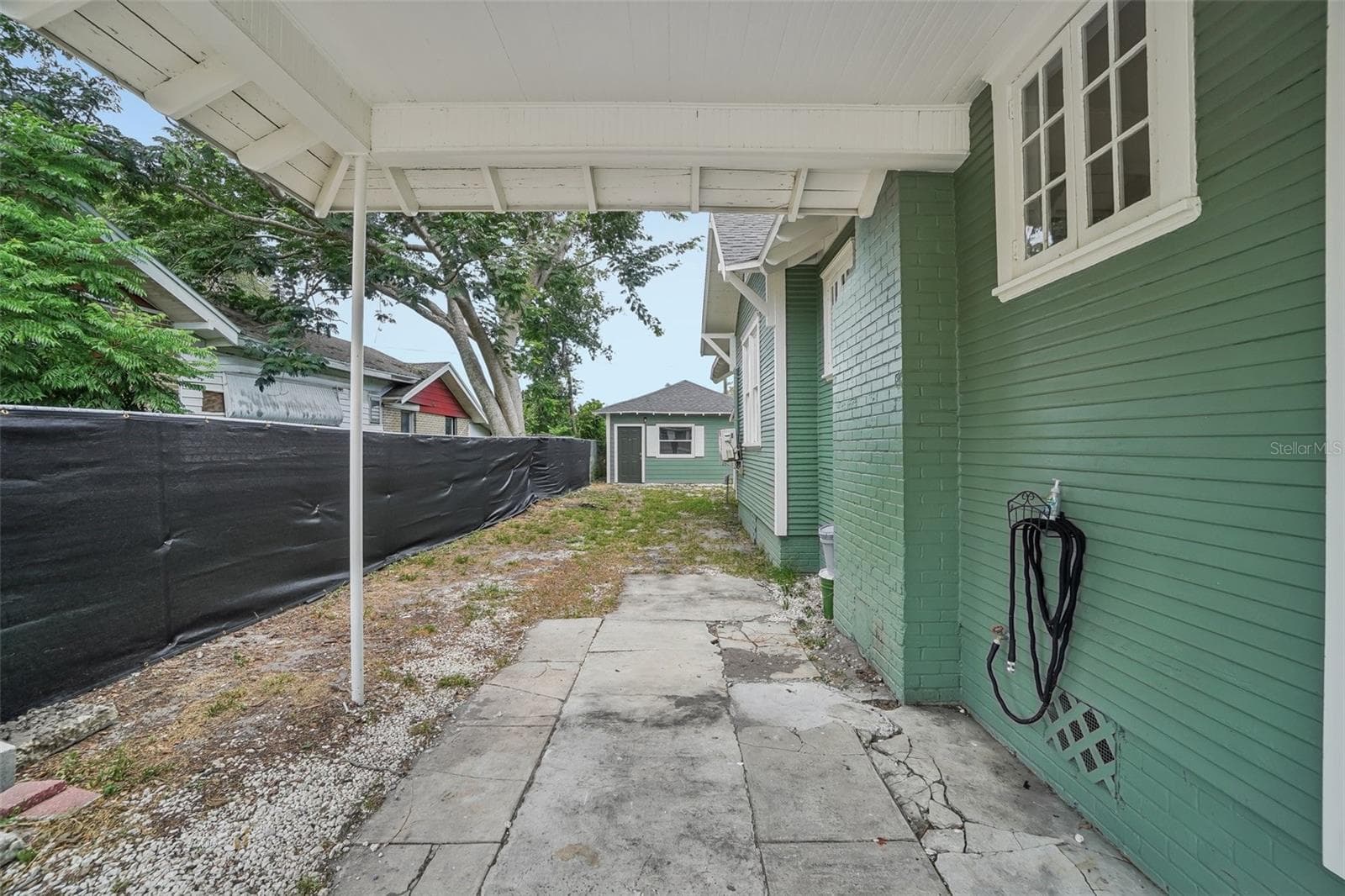 Carport View To Backyard - 1533 E ELM RD, LAKELAND