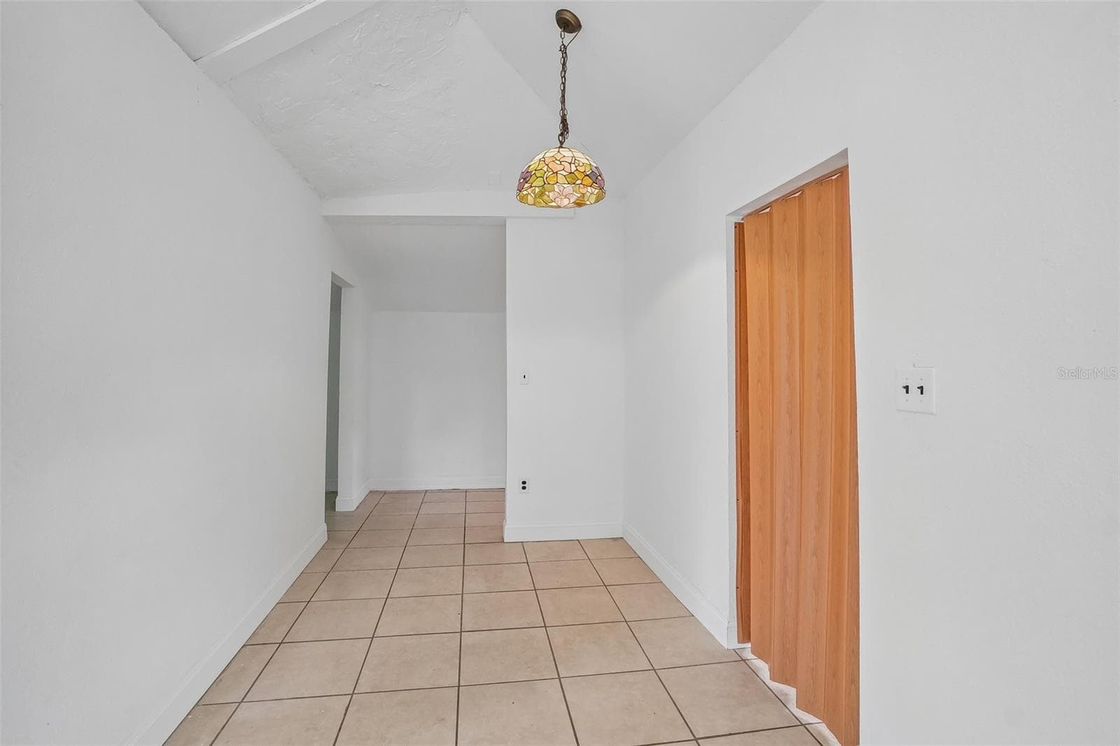 Guest House Hallway - 1533 E ELM RD, LAKELAND