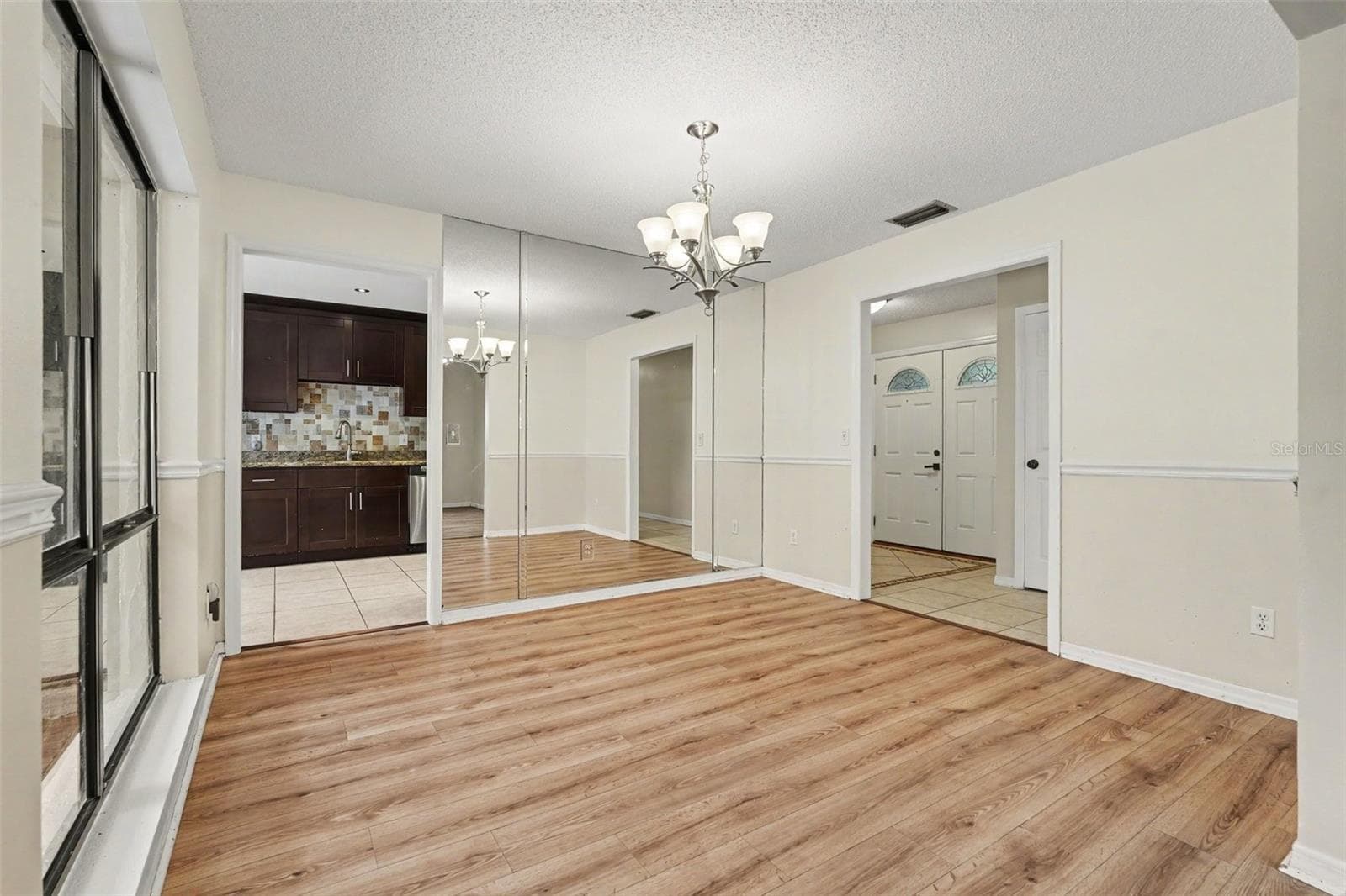 Single Family Residence at 10906 AUTUMN OAK PL, TAMPA, photo 15 of 38