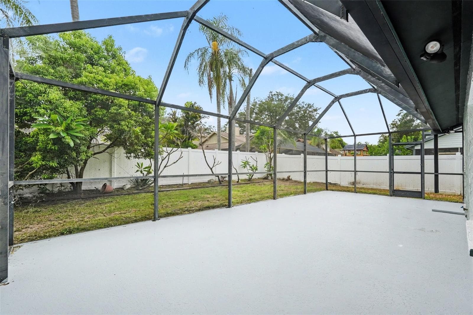 Single Family Residence at 10906 AUTUMN OAK PL, TAMPA, photo 33 of 38