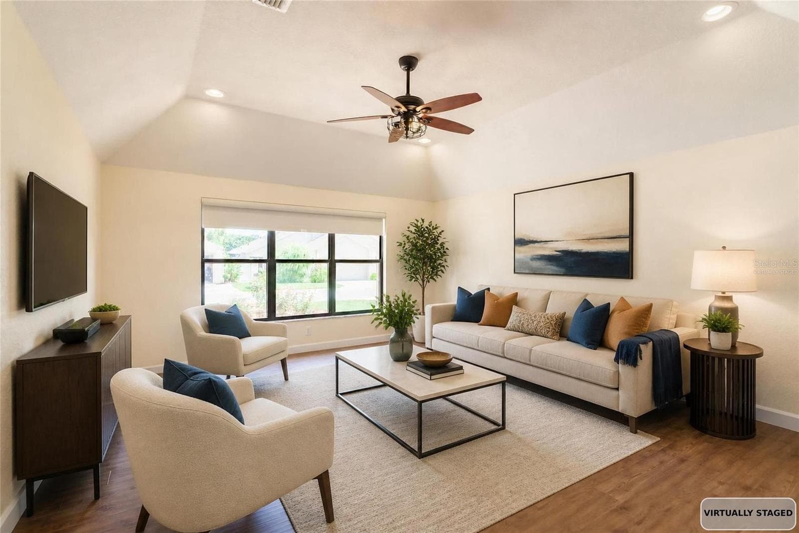 Virtually staged great room - 4418 NE 4TH ST, OCALA