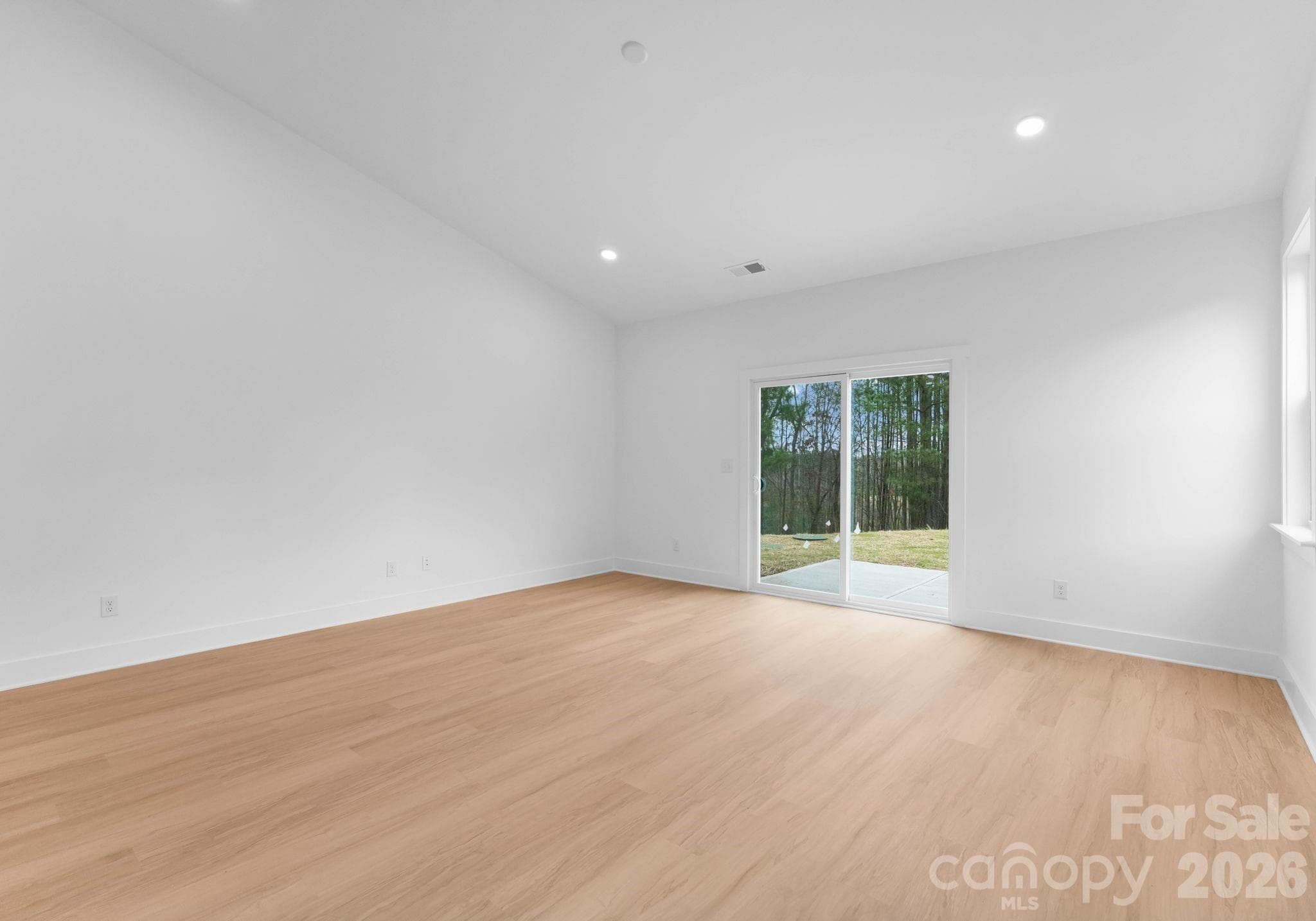 Single Family Residence at 220 Nancy Drive, Shelby, photo 8 of 22