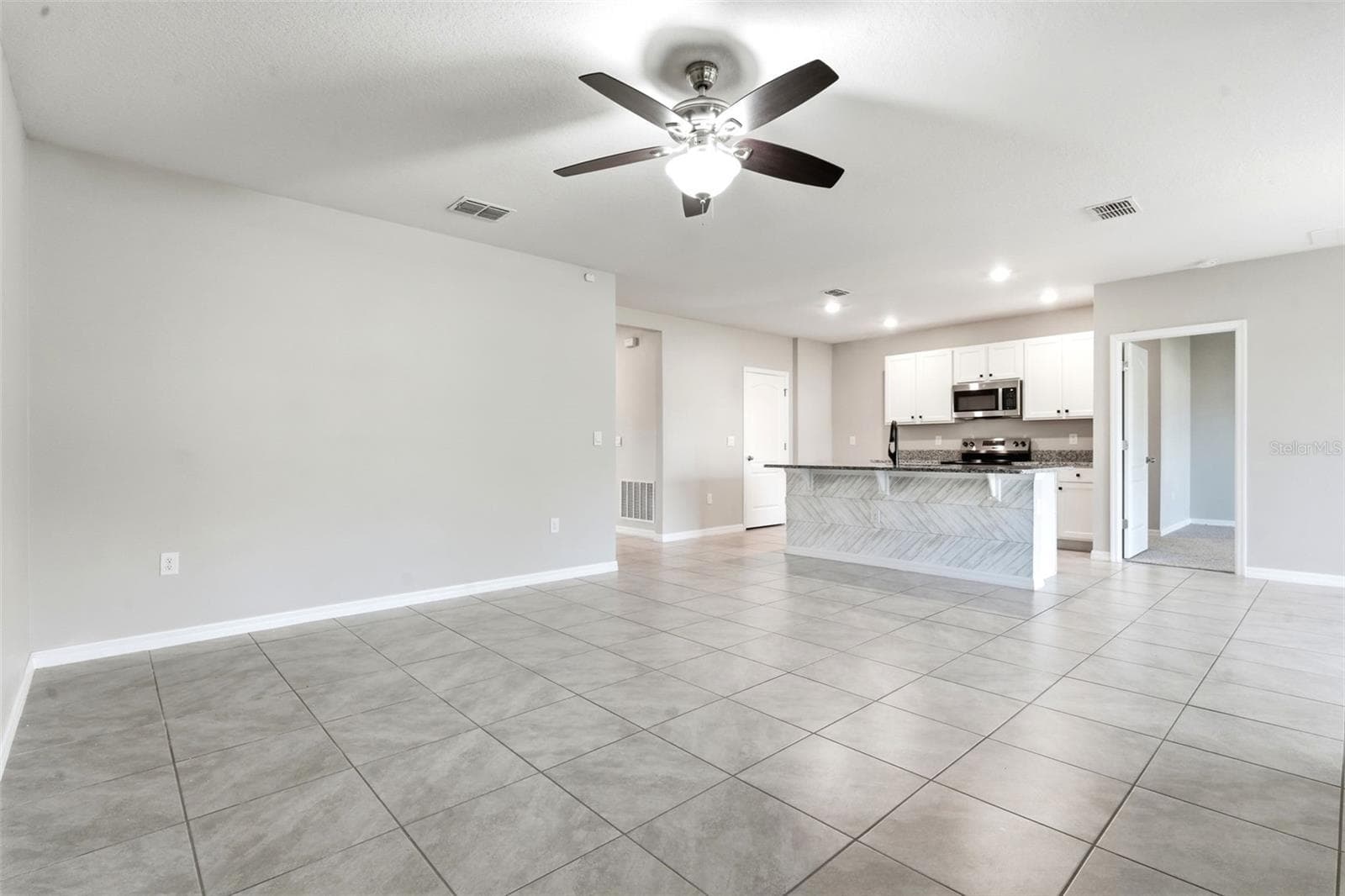 Single Family Residence at 895 LAZIO CIR, DEBARY, photo 4 of 45