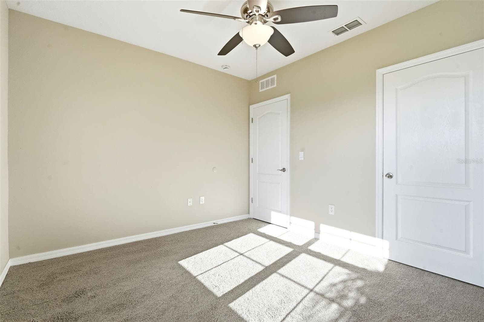 Single Family Residence at 895 LAZIO CIR, DEBARY, photo 17 of 45
