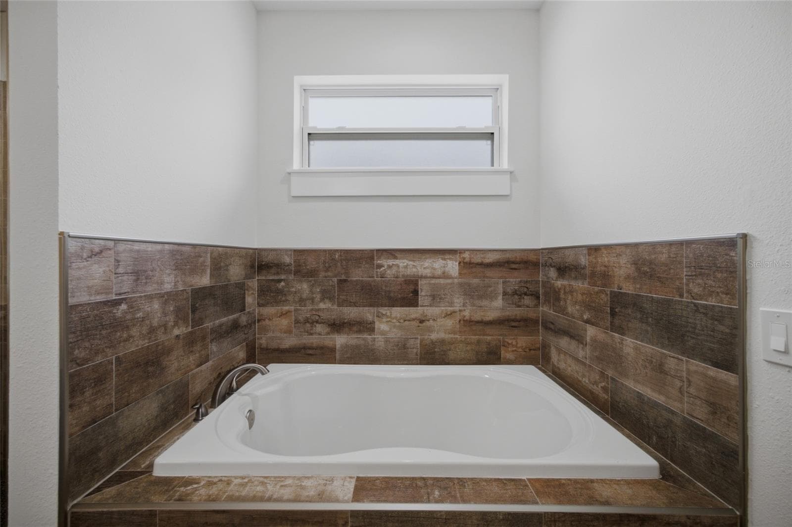 Primary Suite Bath - 1707 E EMMA ST, TAMPA