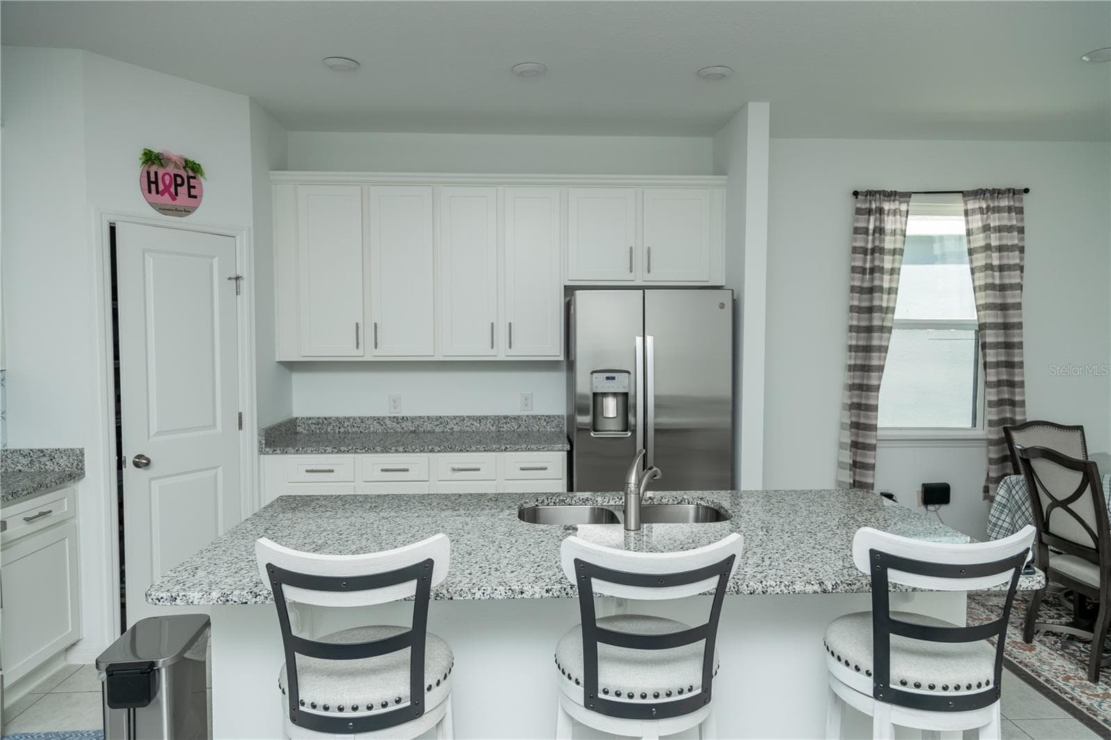 Single Family Residence at 661 CROWN ROSE DR, EAGLE LAKE, photo 13 of 44