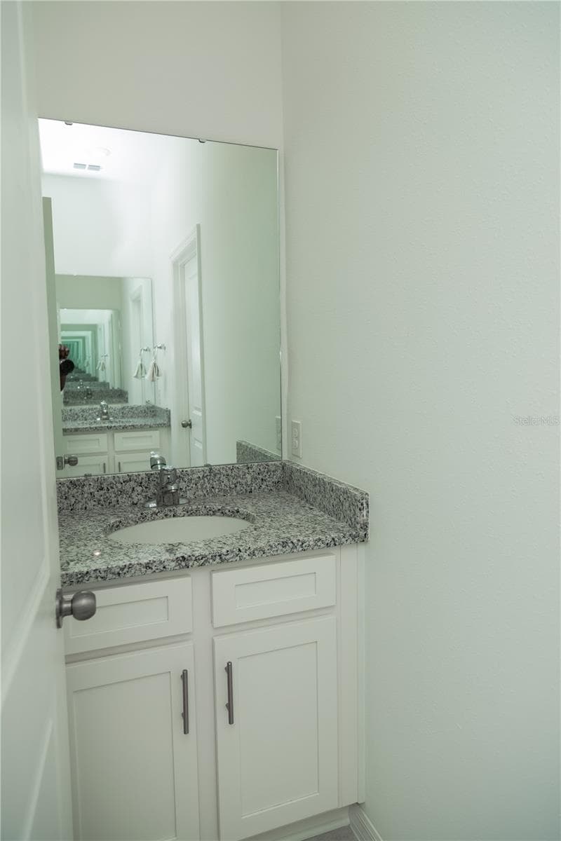 Single Family Residence at 661 CROWN ROSE DR, EAGLE LAKE, photo 22 of 44