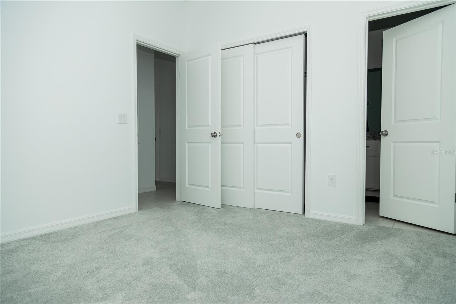 Single Family Residence at 661 CROWN ROSE DR, EAGLE LAKE, photo 30 of 44