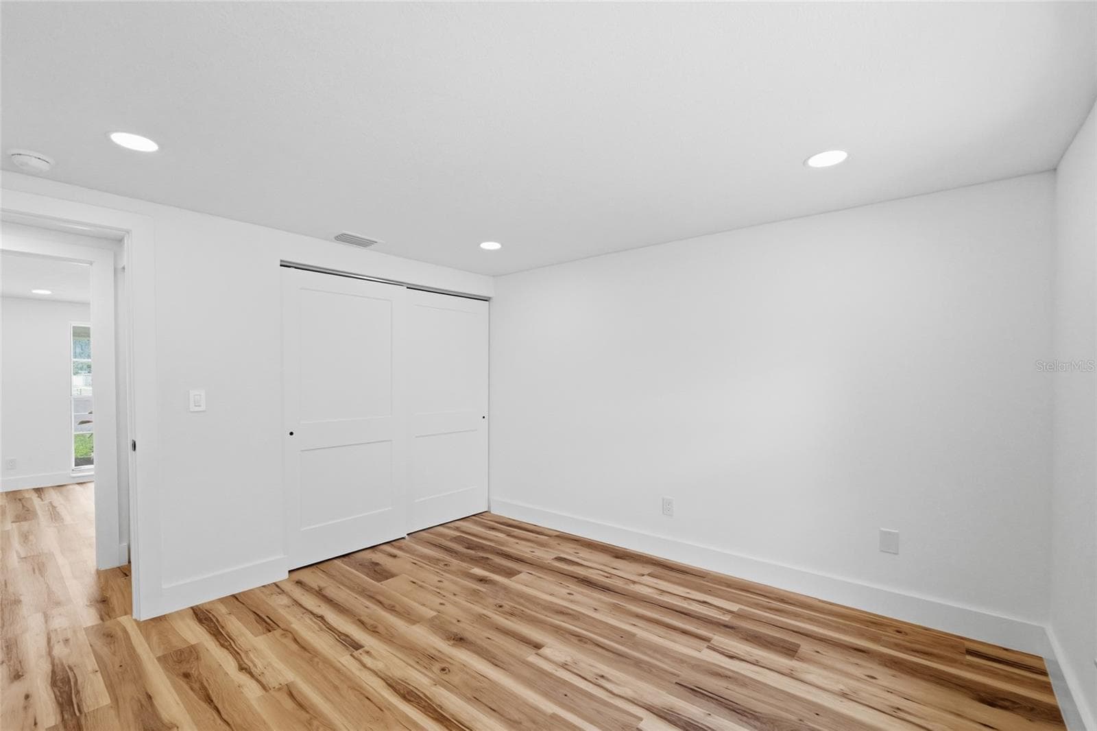 Townhouse at 8602 BRIAR GROVE CIR, TAMPA, photo 12 of 26