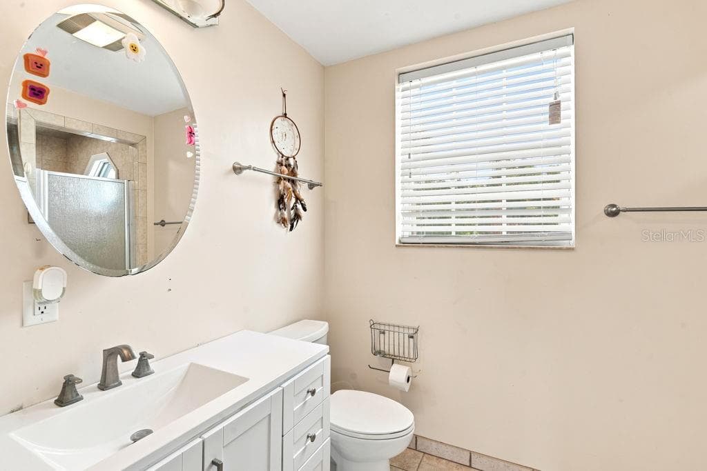 Primary Bath - His - 220 BRANDY CT, DELTONA