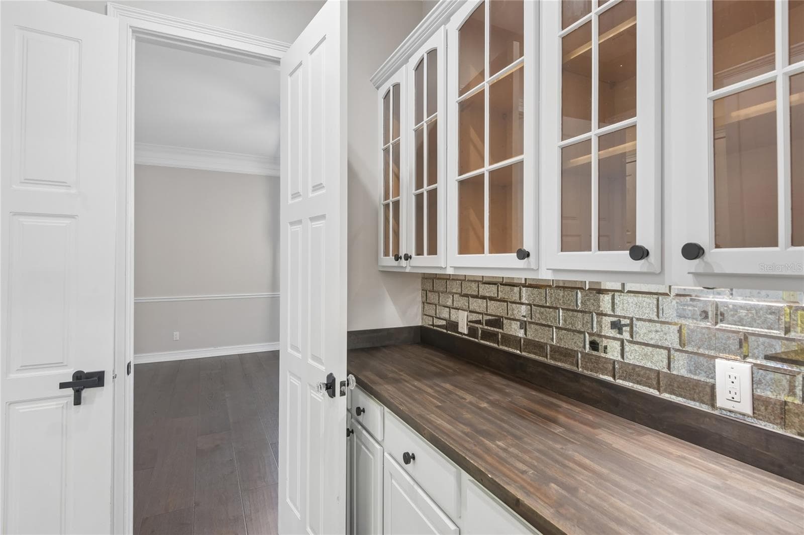 Single Family Residence at 5105 W NEPTUNE WAY, TAMPA, photo 17 of 60