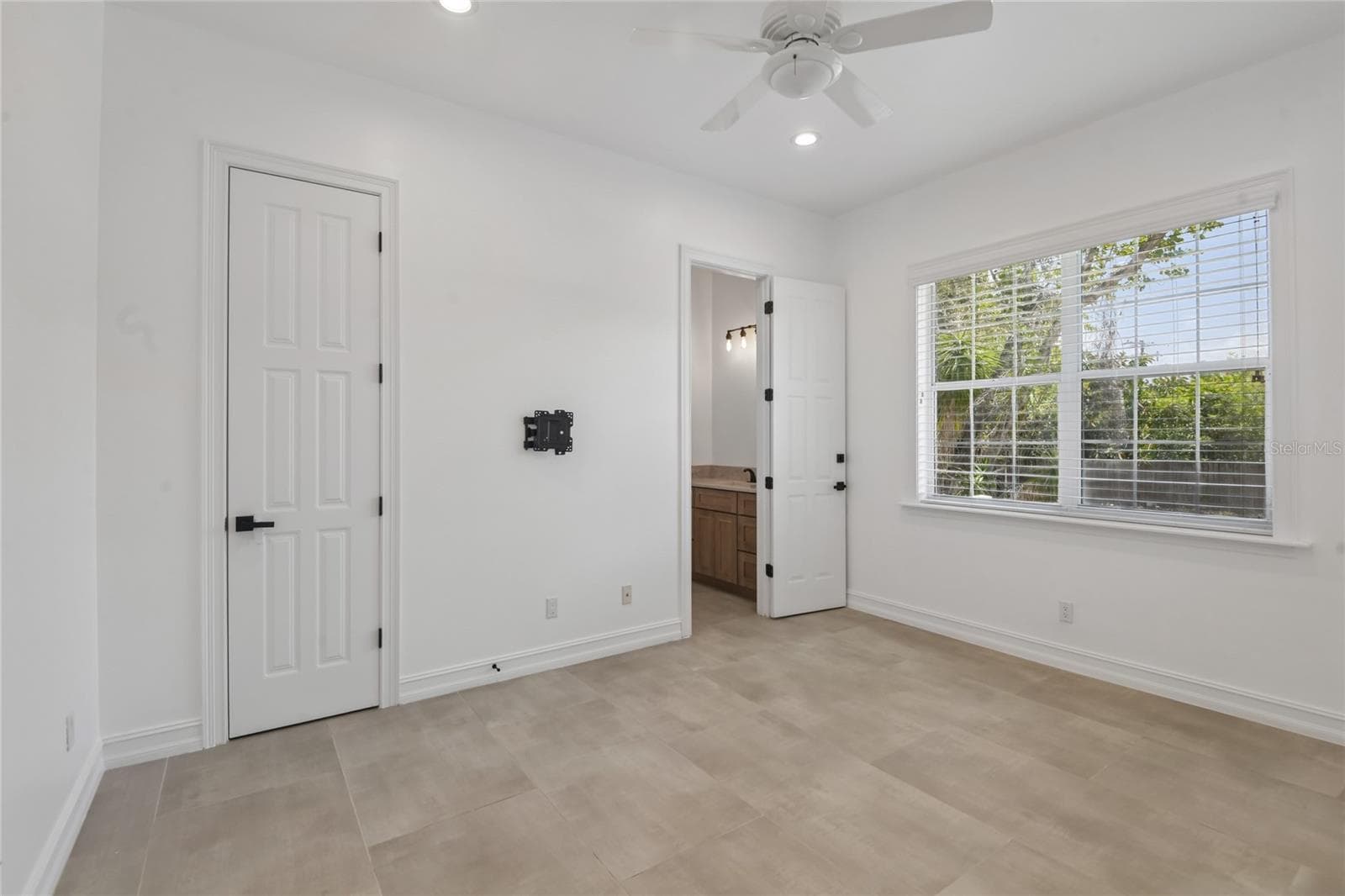 Single Family Residence at 5105 W NEPTUNE WAY, TAMPA, photo 30 of 60