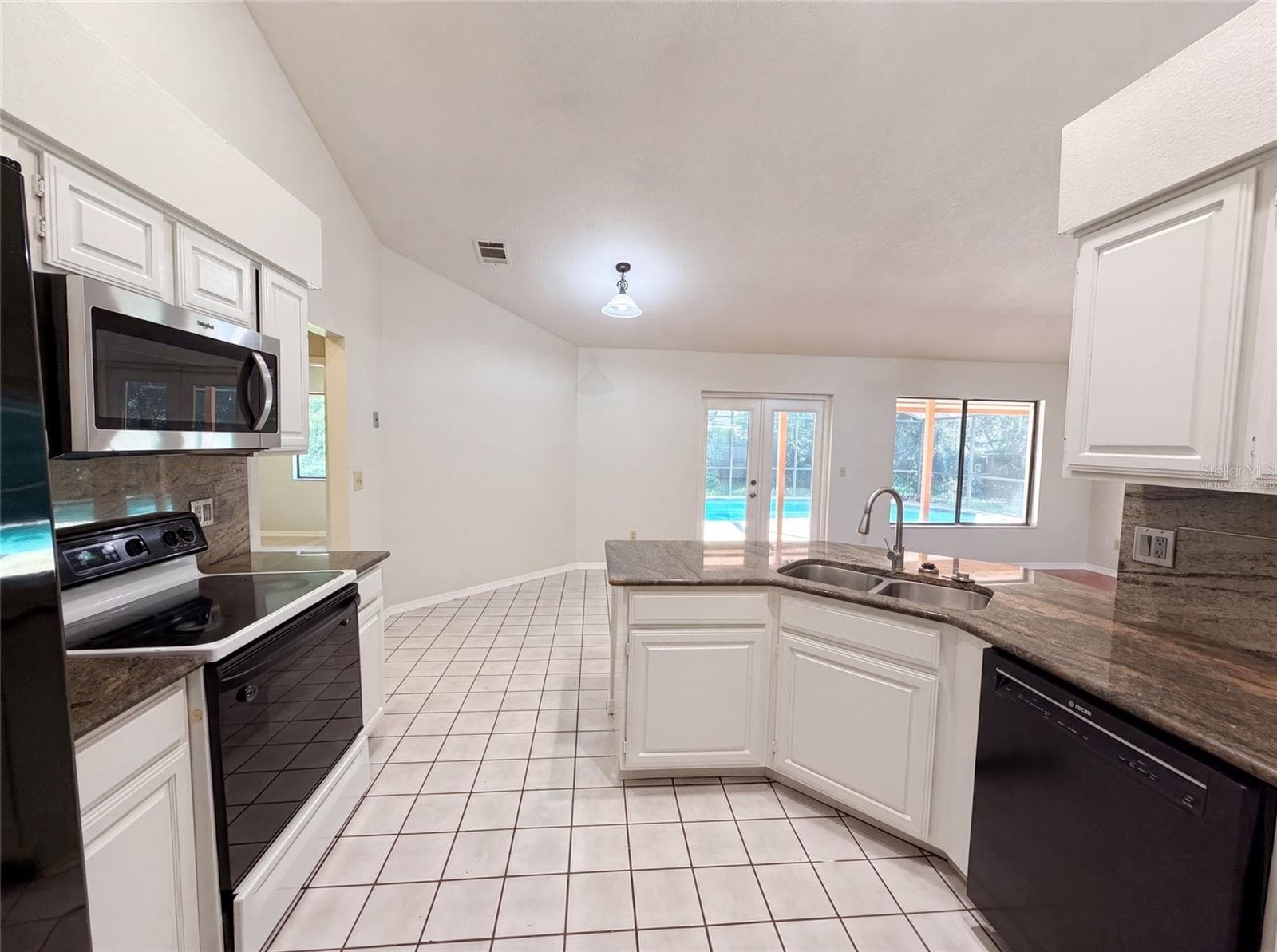 Virtually Staged - 332 SPRUCEWOOD RD, LAKE MARY