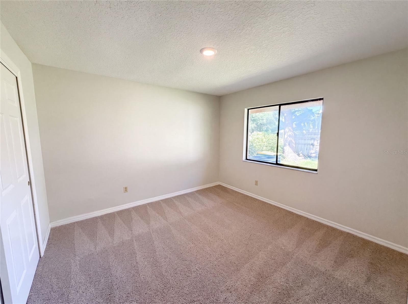 Single Family Residence at 332 SPRUCEWOOD RD, LAKE MARY, photo 7 of 18