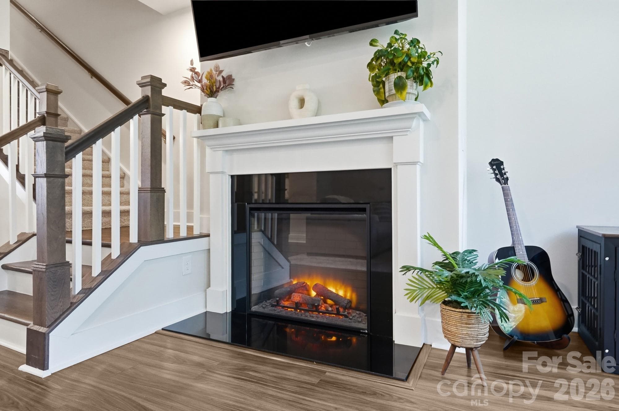 Electric fireplace - 4118 Polluck Way, Charlotte