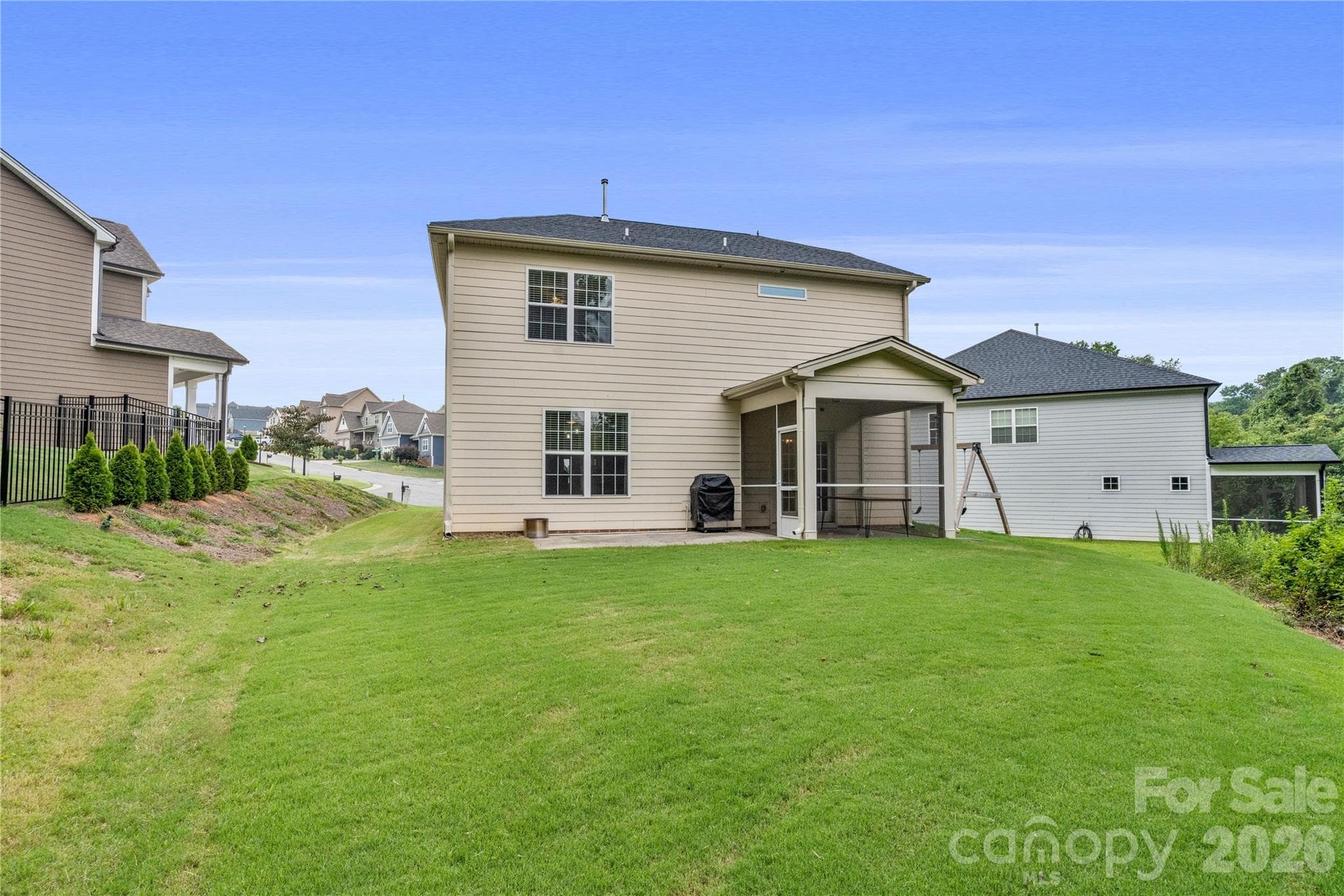 Single Family Residence at 4604 Fairway Run Drive, Pfafftown, photo 45 of 48