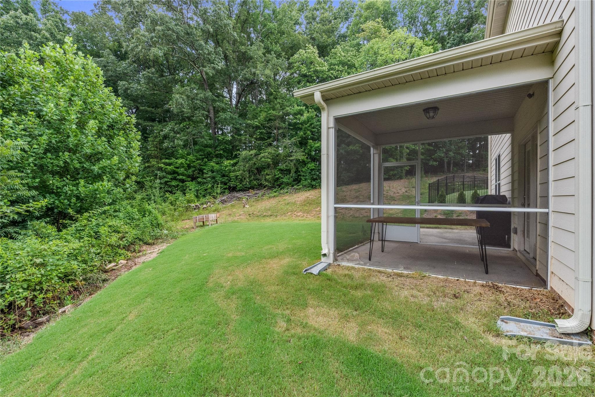 Single Family Residence at 4604 Fairway Run Drive, Pfafftown, photo 47 of 48