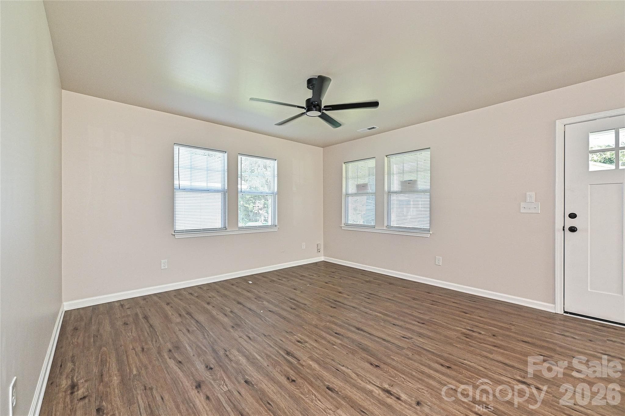 Single Family Residence at 415 Jones Street, Charlotte, photo 4 of 28