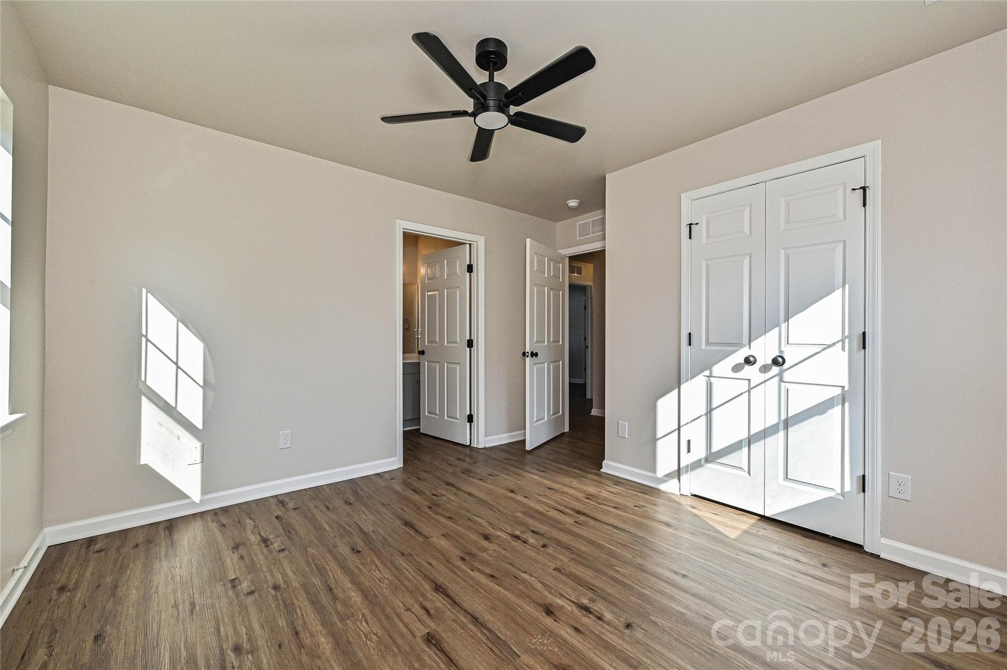 Single Family Residence at 415 Jones Street, Charlotte, photo 14 of 28