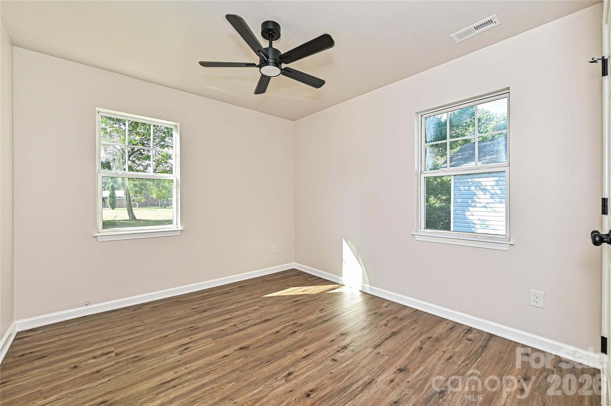 Single Family Residence at 415 Jones Street, Charlotte, photo 16 of 28