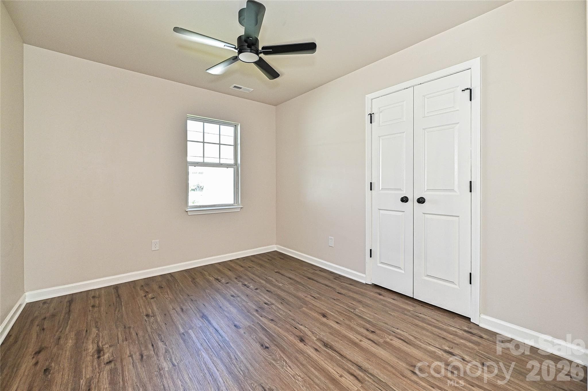 Single Family Residence at 415 Jones Street, Charlotte, photo 18 of 28