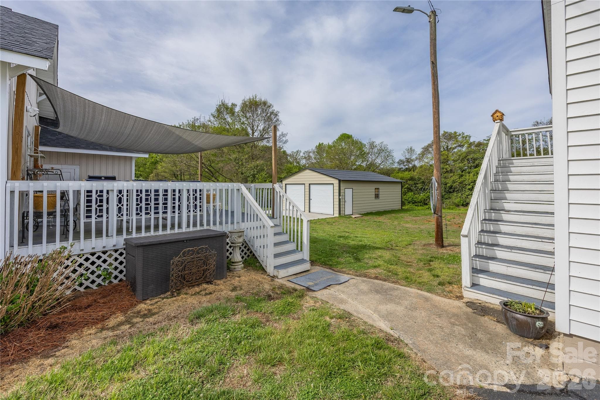 Walkway from back deck to garage - 271 N Main Street, Denton