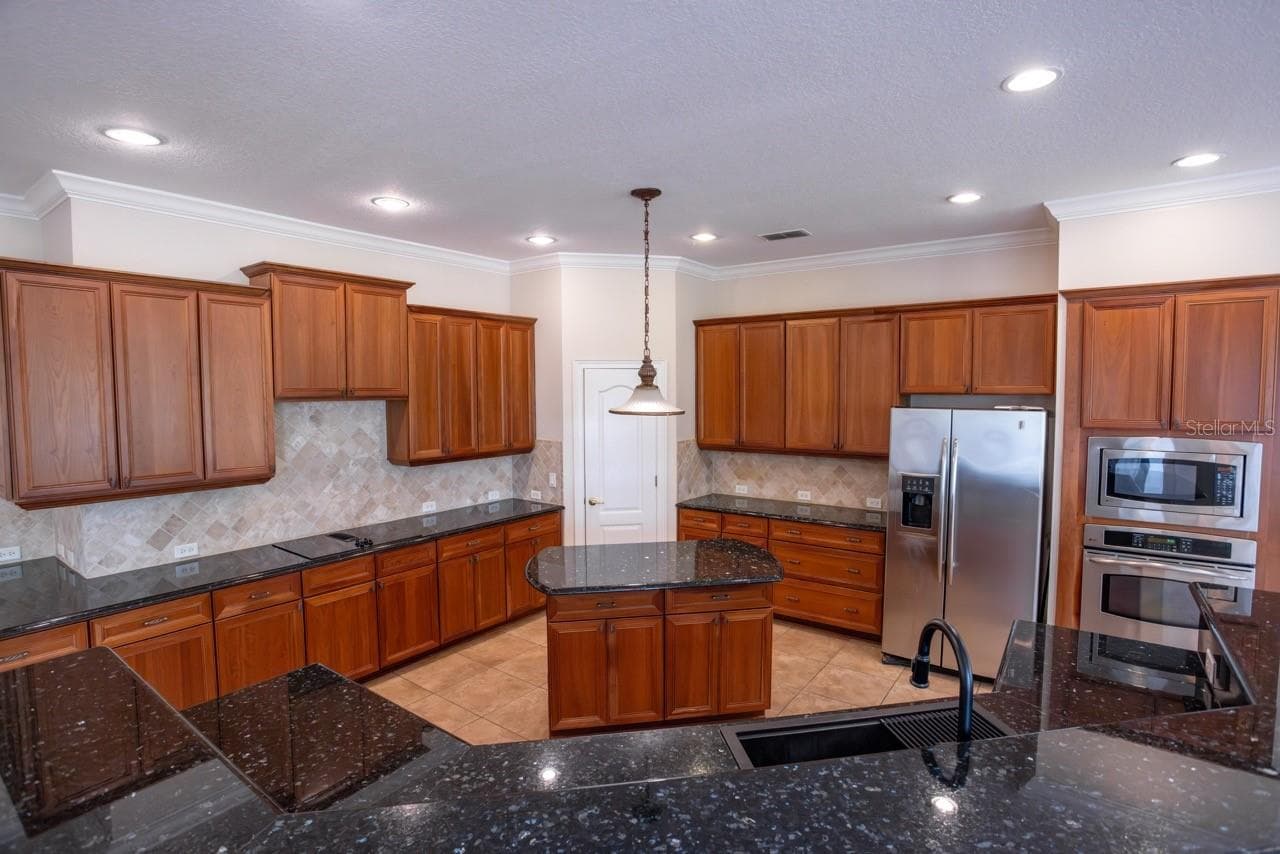 Kitchen - 25609 HAWKS RUN LN, SORRENTO
