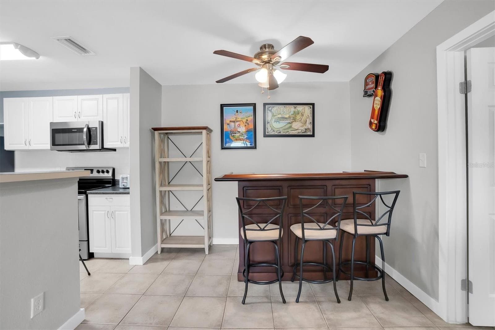 dinette - 1400 GANDY BLVD N #1306, ST PETERSBURG