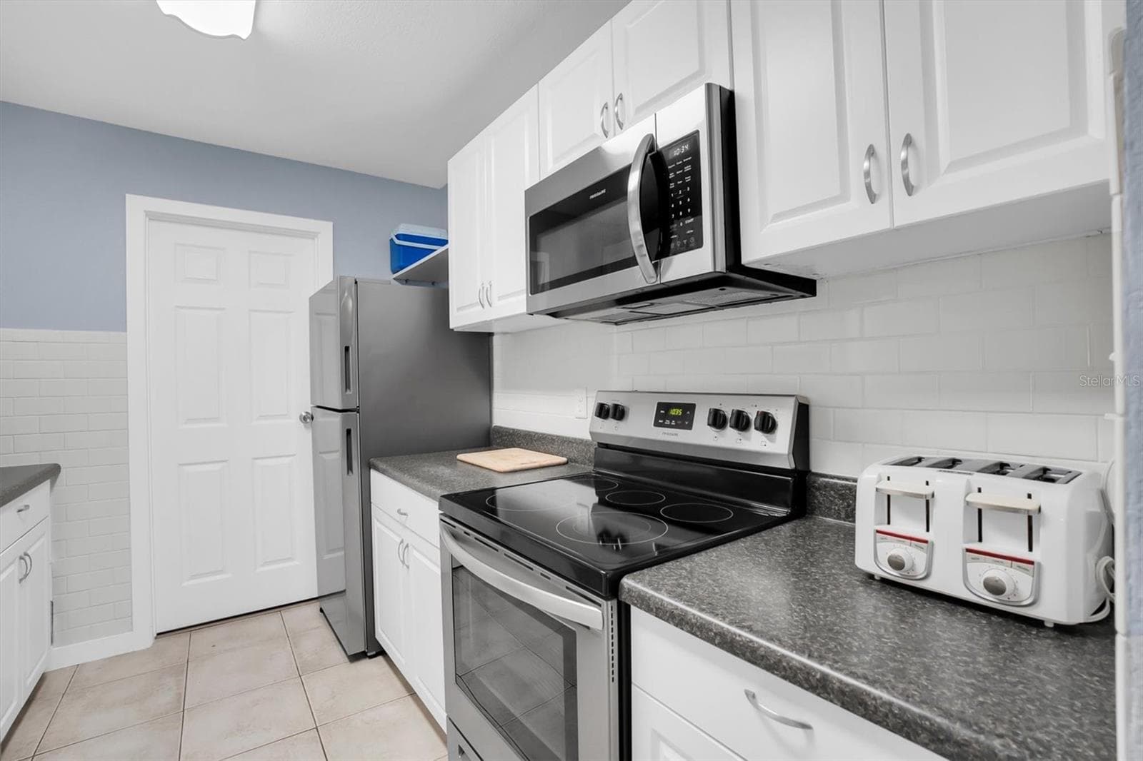 kitchen - 1400 GANDY BLVD N #1306, ST PETERSBURG