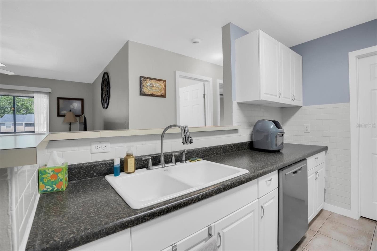 kitchen - 1400 GANDY BLVD N #1306, ST PETERSBURG