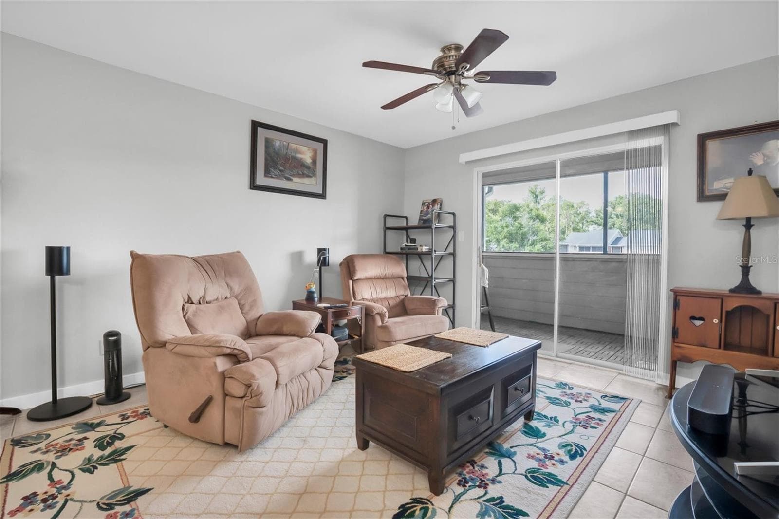 living room - 1400 GANDY BLVD N #1306, ST PETERSBURG