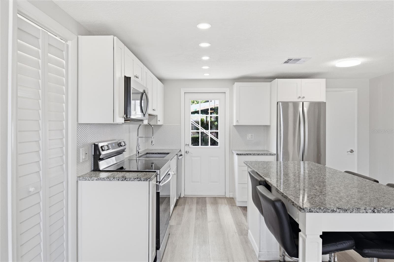 Single Family Residence at 4810 GUARDIAN AVE, HOLIDAY, photo 9 of 37