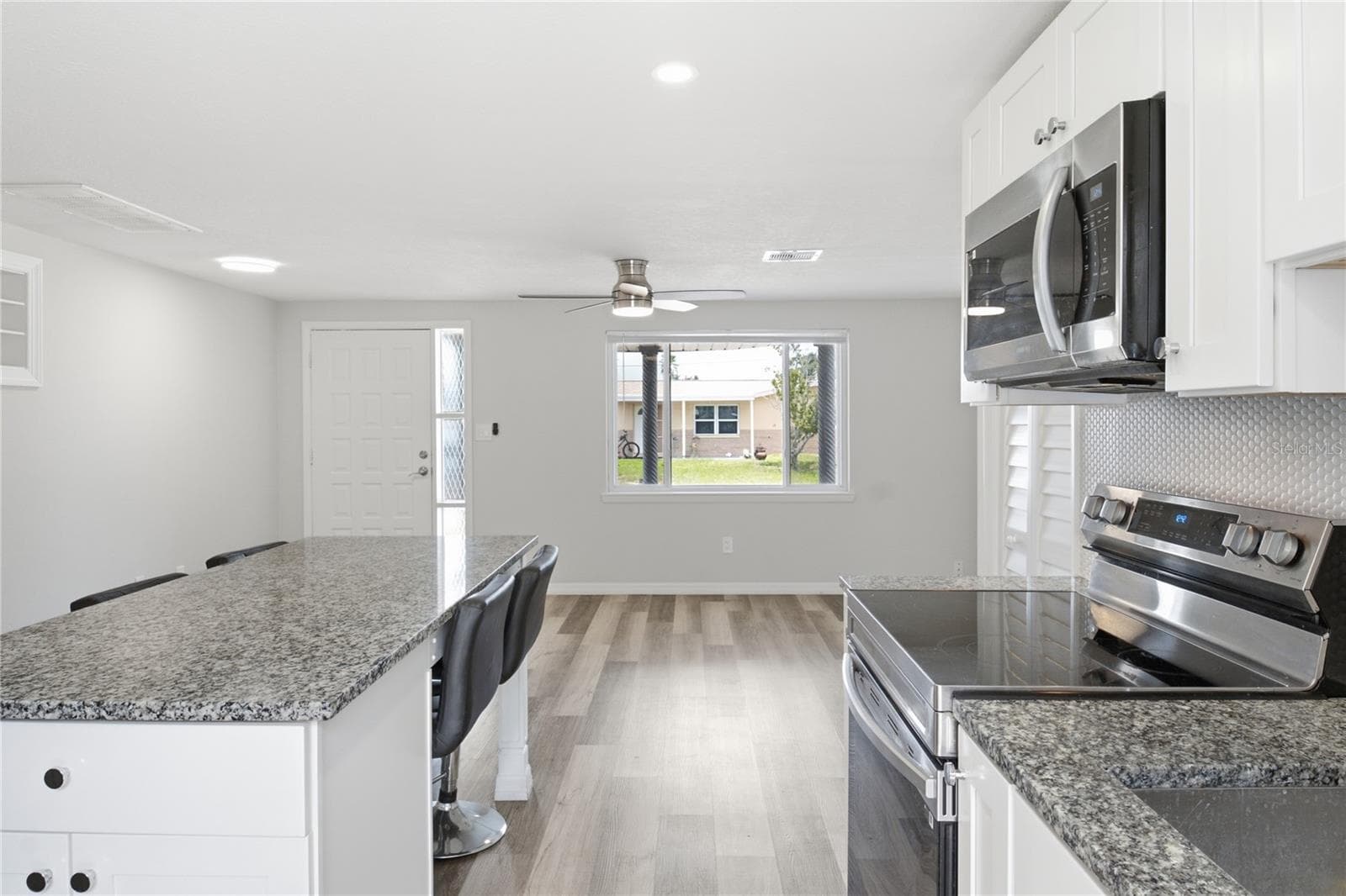 Single Family Residence at 4810 GUARDIAN AVE, HOLIDAY, photo 11 of 37