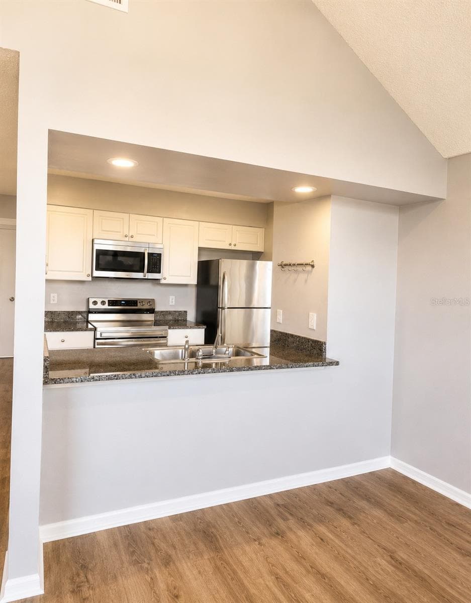 Condominium at 3226 FOX SQUIRREL DR, KISSIMMEE, photo 5 of 17