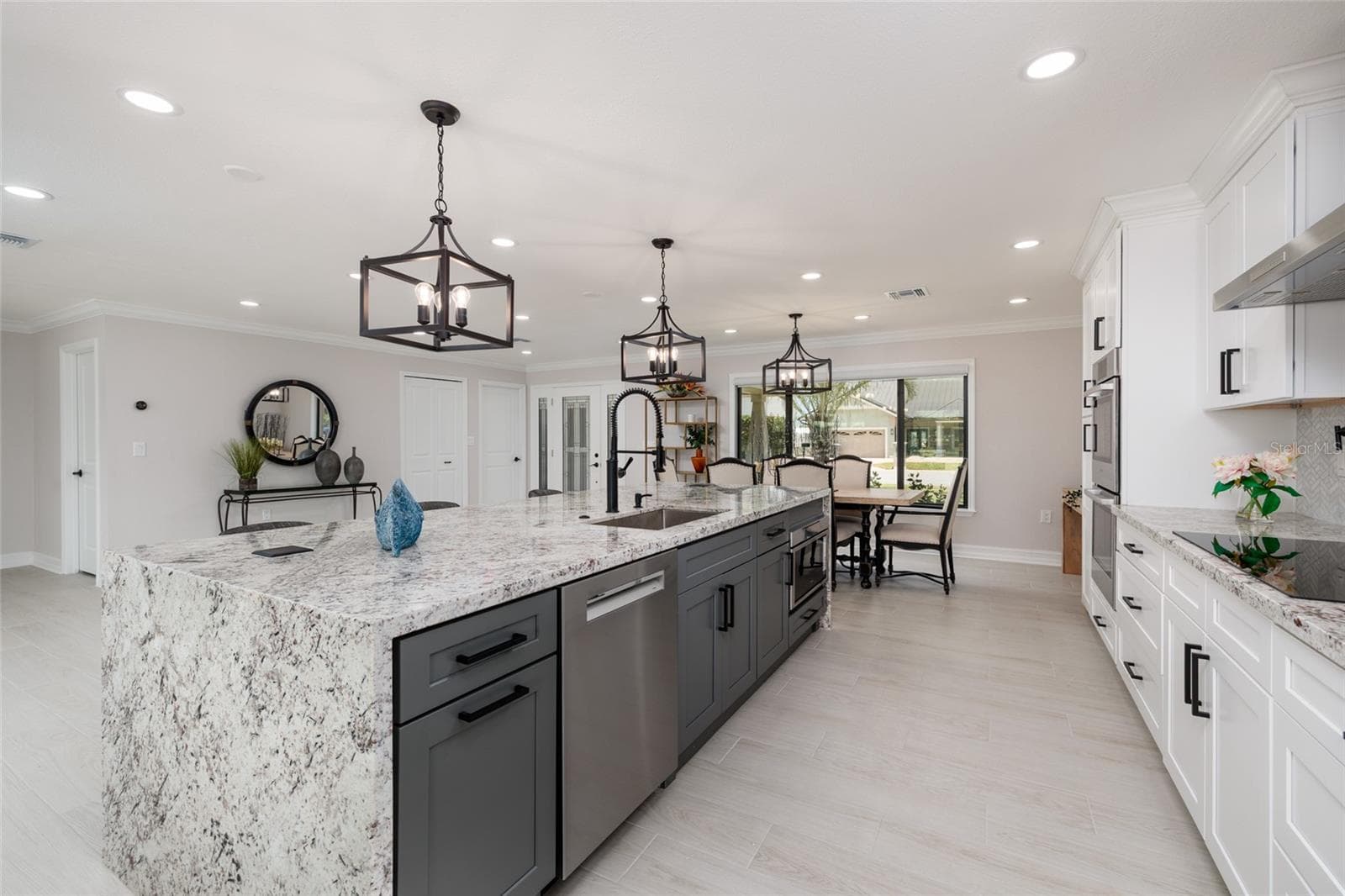 Single Family Residence at 825 116TH AVE, TREASURE ISLAND, photo 10 of 40