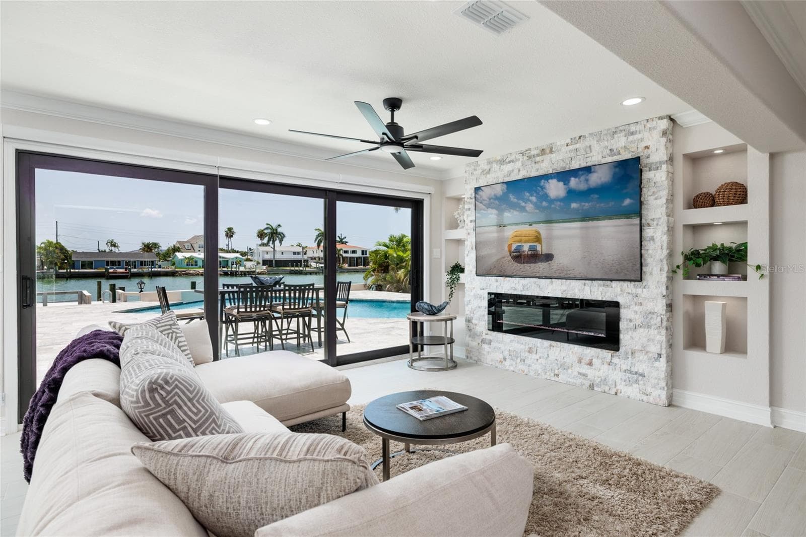 Single Family Residence at 825 116TH AVE, TREASURE ISLAND, photo 12 of 40