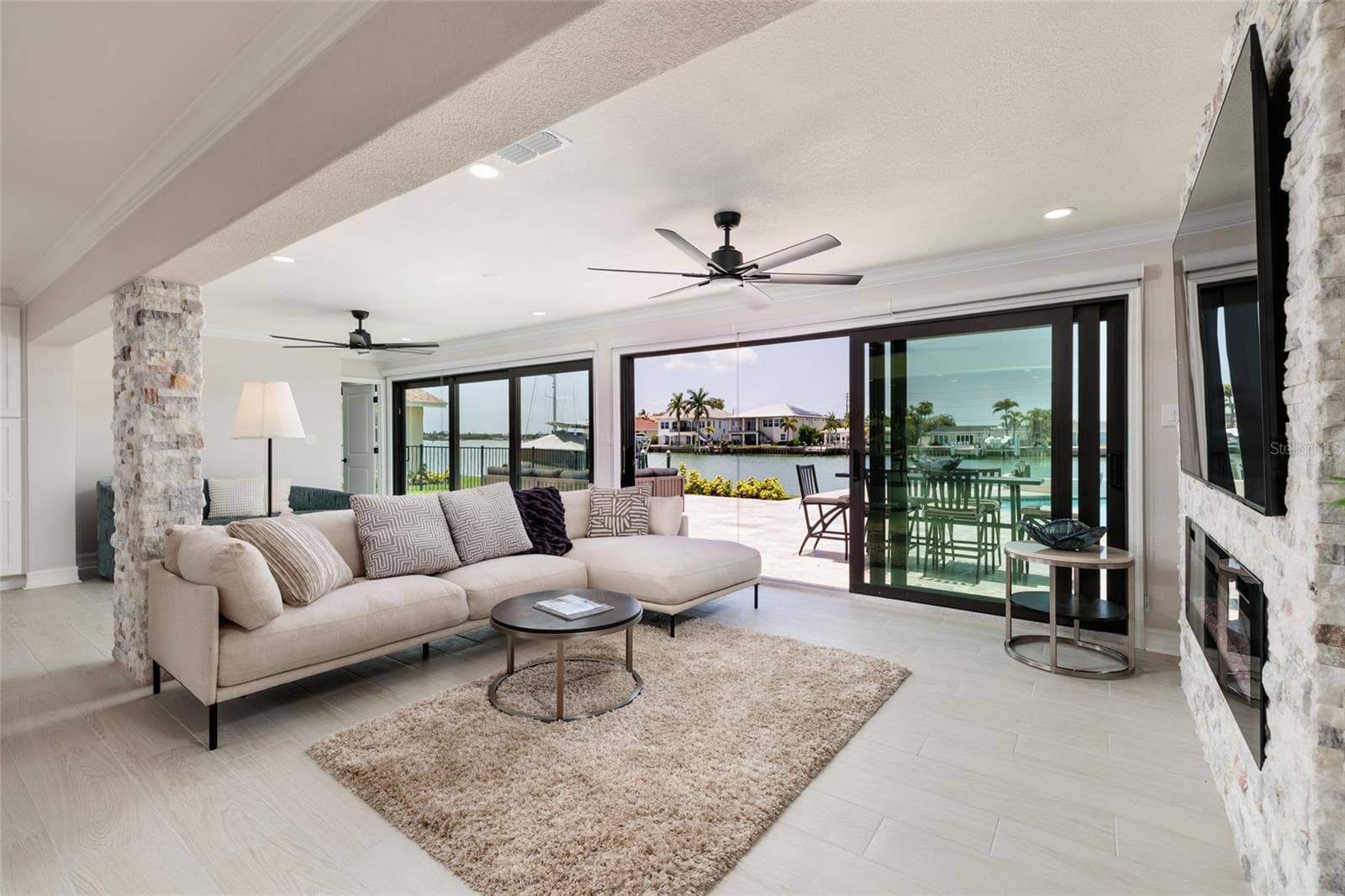 Single Family Residence at 825 116TH AVE, TREASURE ISLAND, photo 13 of 40