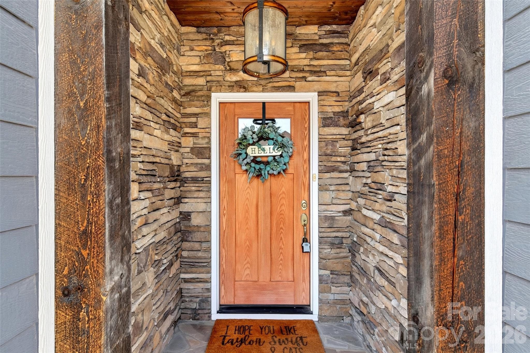 Single Family Residence at 22 Tudor Way, Black Mountain, photo 6 of 48
